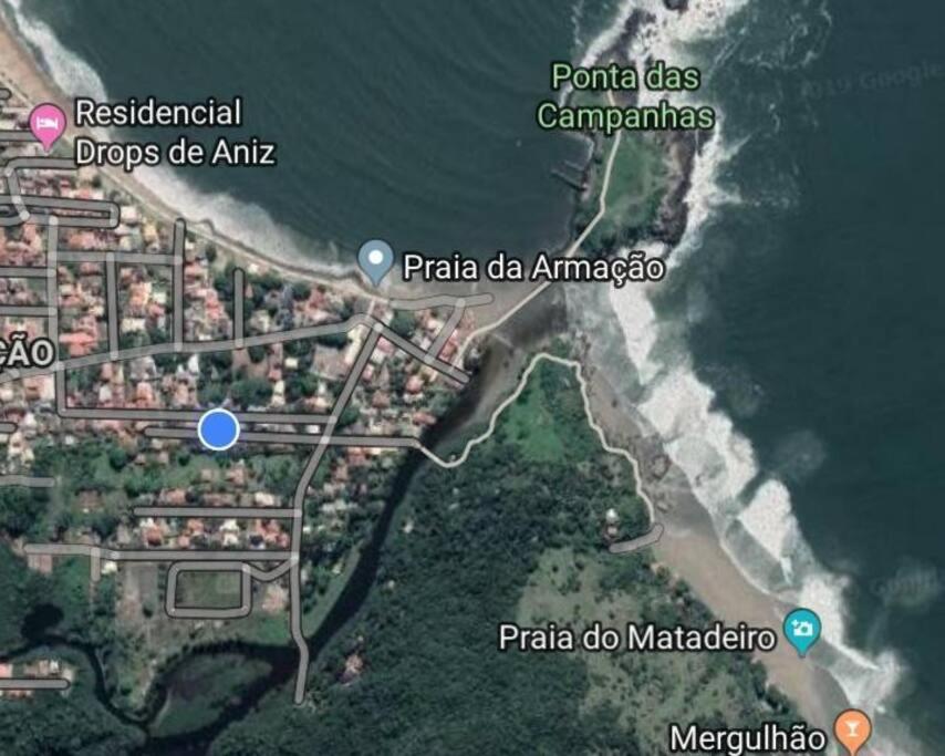 Casa na Praia da Armação.