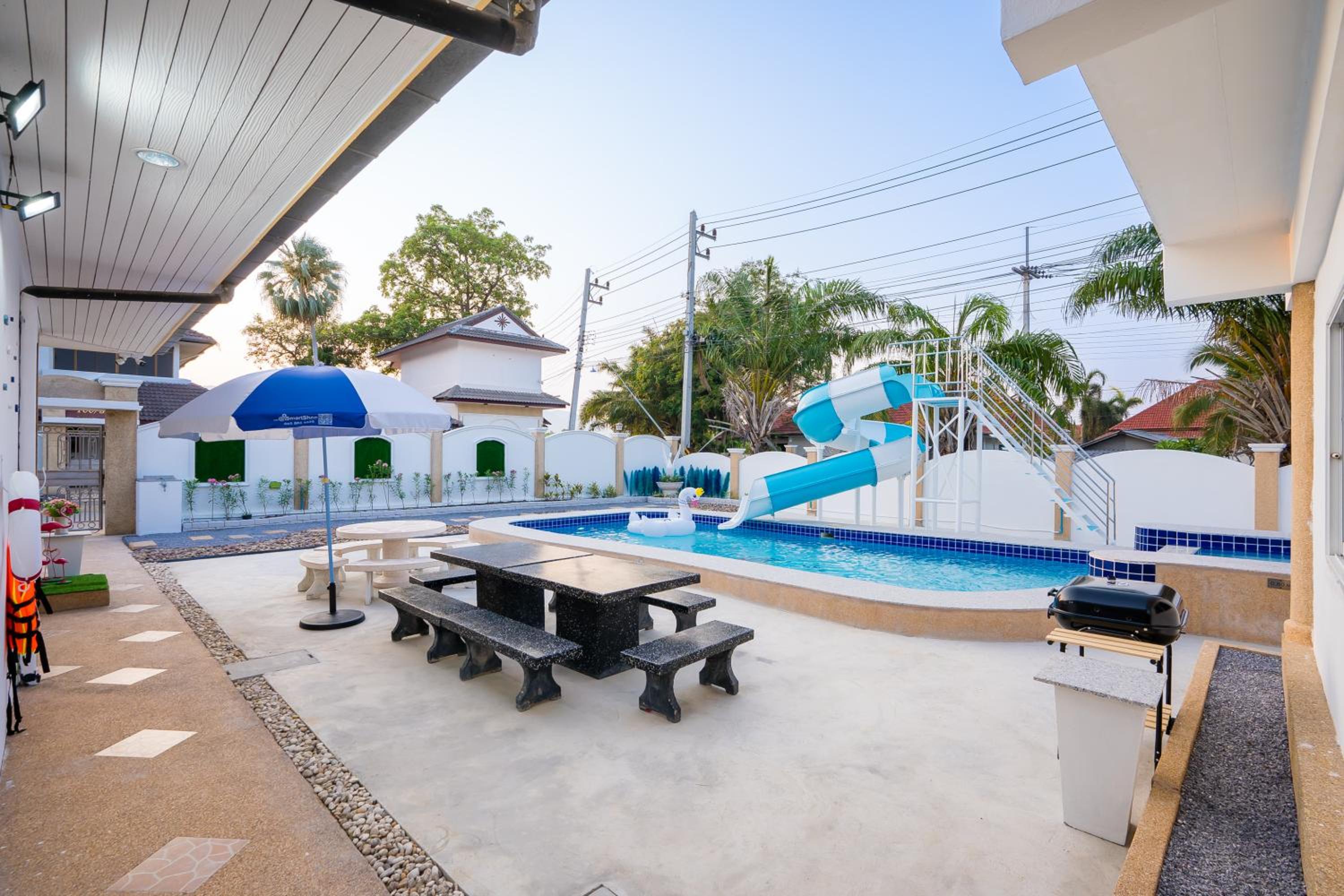 Di Pool Villa Hunhin 2km from beach