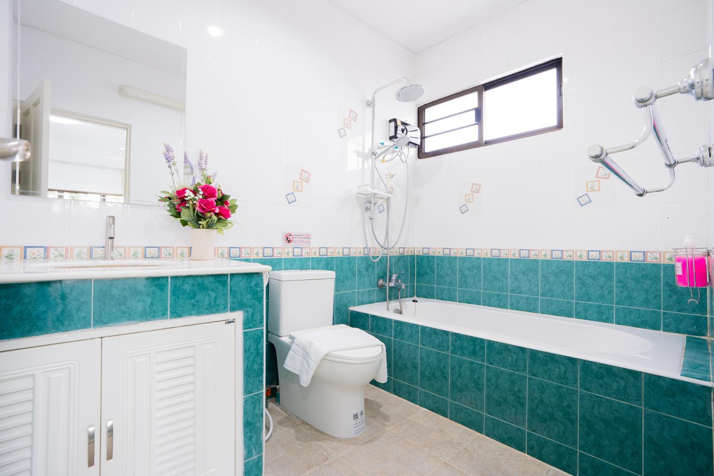 Di Pool Villa Hunhin 2km from beach