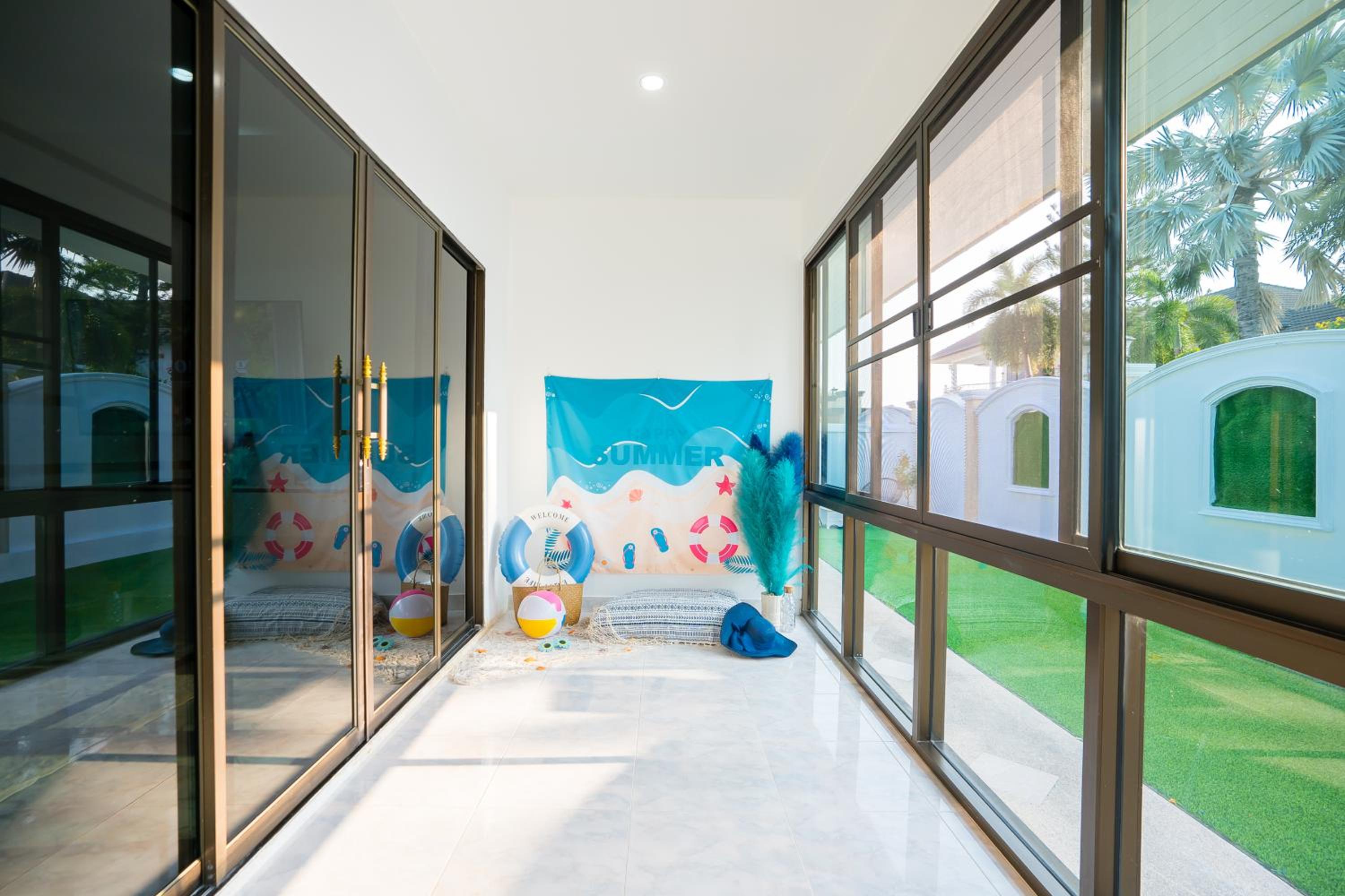 Di Pool Villa Hunhin 2km from beach