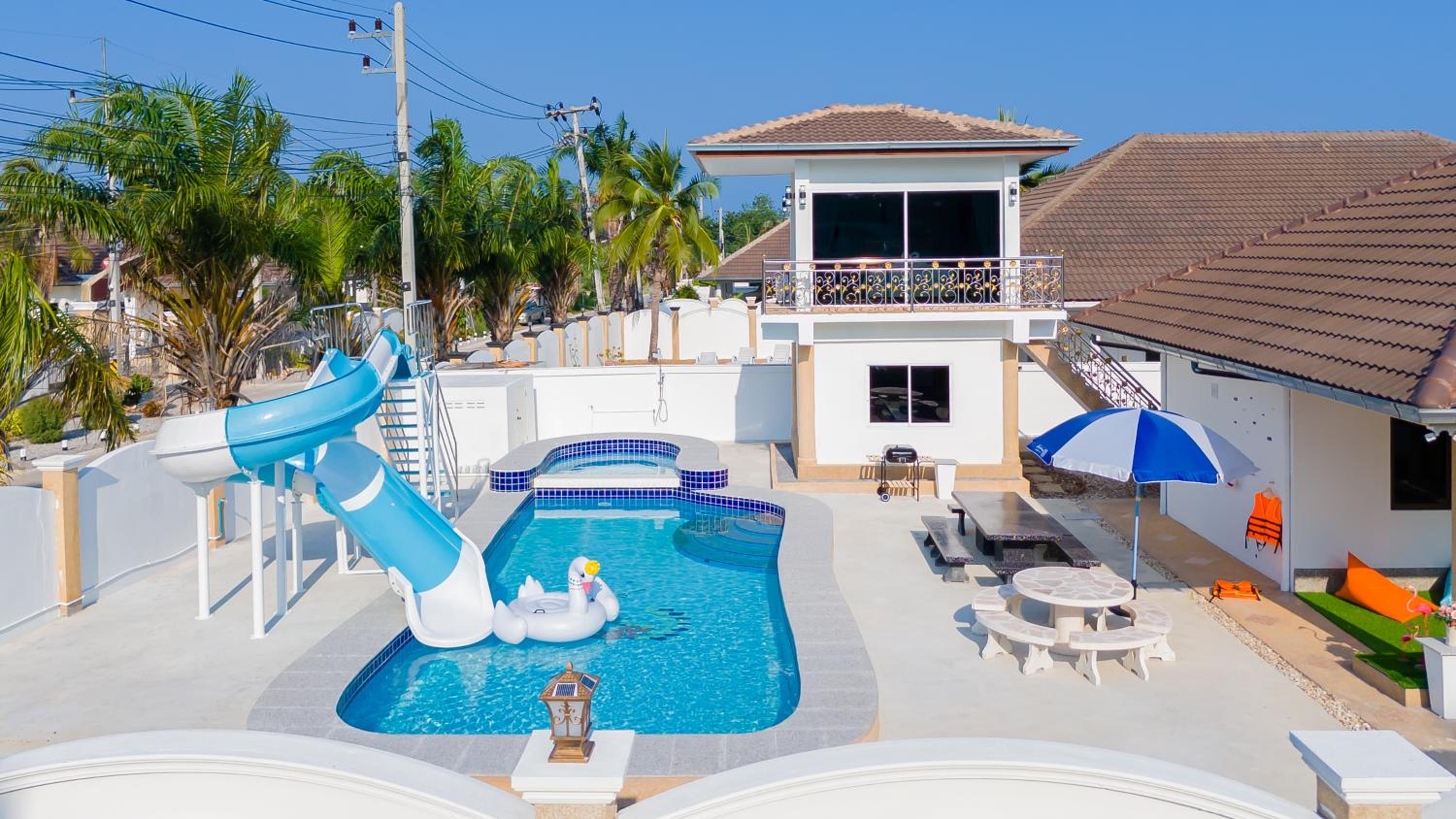 Di Pool Villa Hunhin 2km from beach