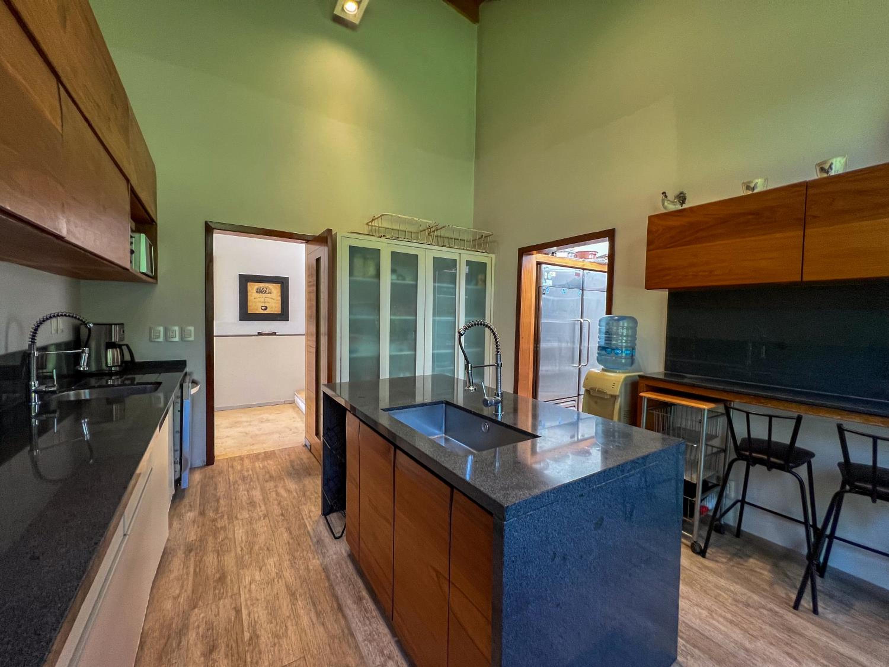 Vista al Nevado: Exceptional Home in Avandaro