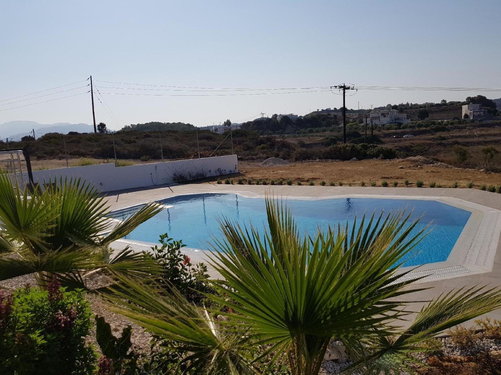 Modernes Ferienhaus mit Sonnenterrasse, Pool, Grill und einem herrlichen Meerblick