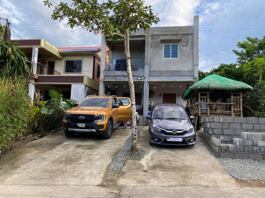 Room near tagaytay • wifii/Netflix view 5