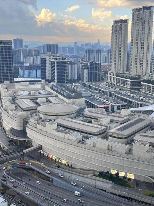 Palermo 3R2B Paraiso Axiata Arena Bukit Jalil