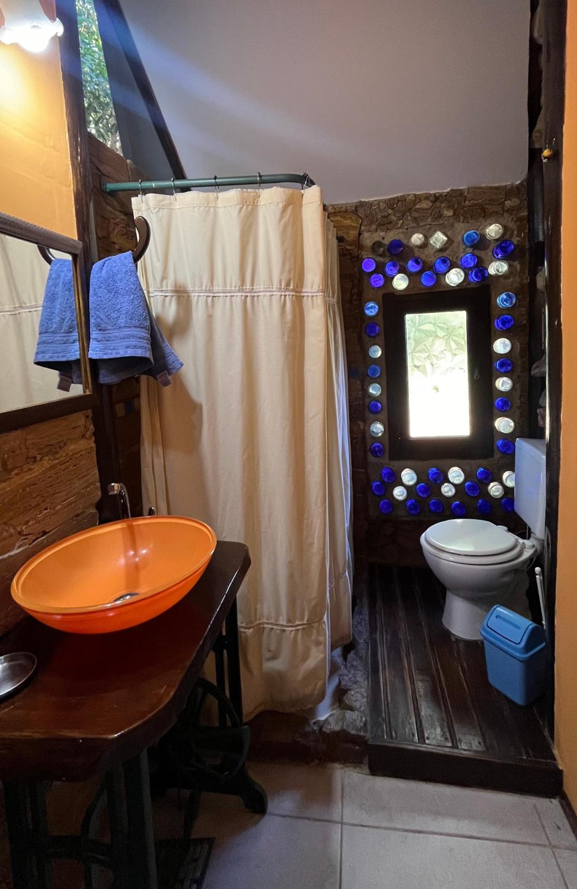 Cabaña Costa Azul Los Acantilados