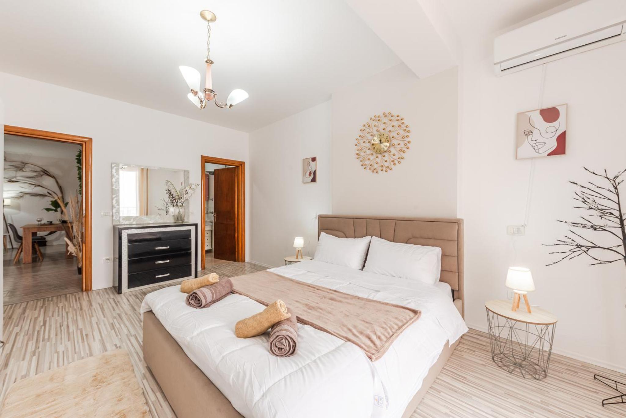 EF Sunshine 3 bedrooms Full Sea View