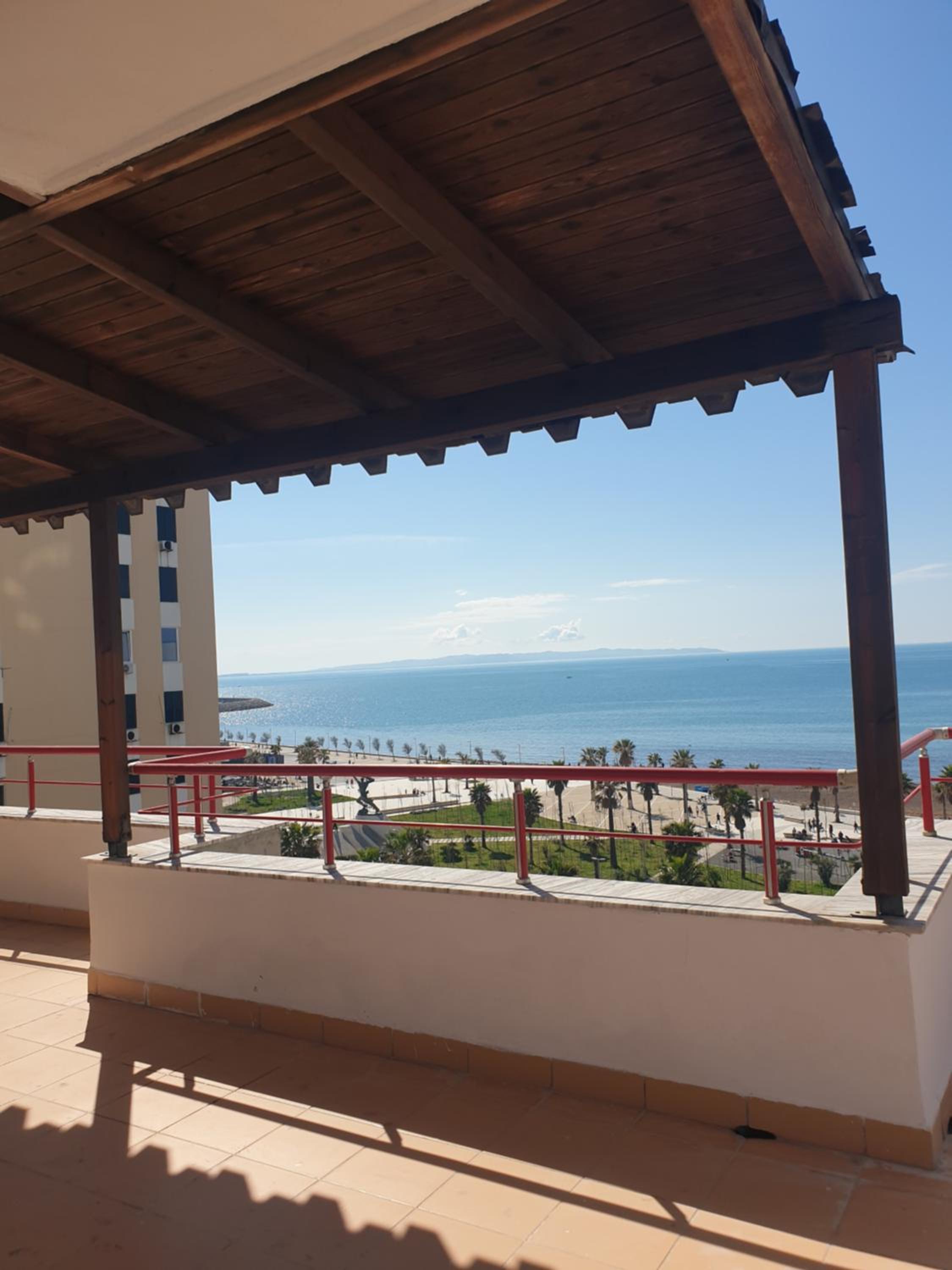 EF Sunshine 3 bedrooms Full Sea View