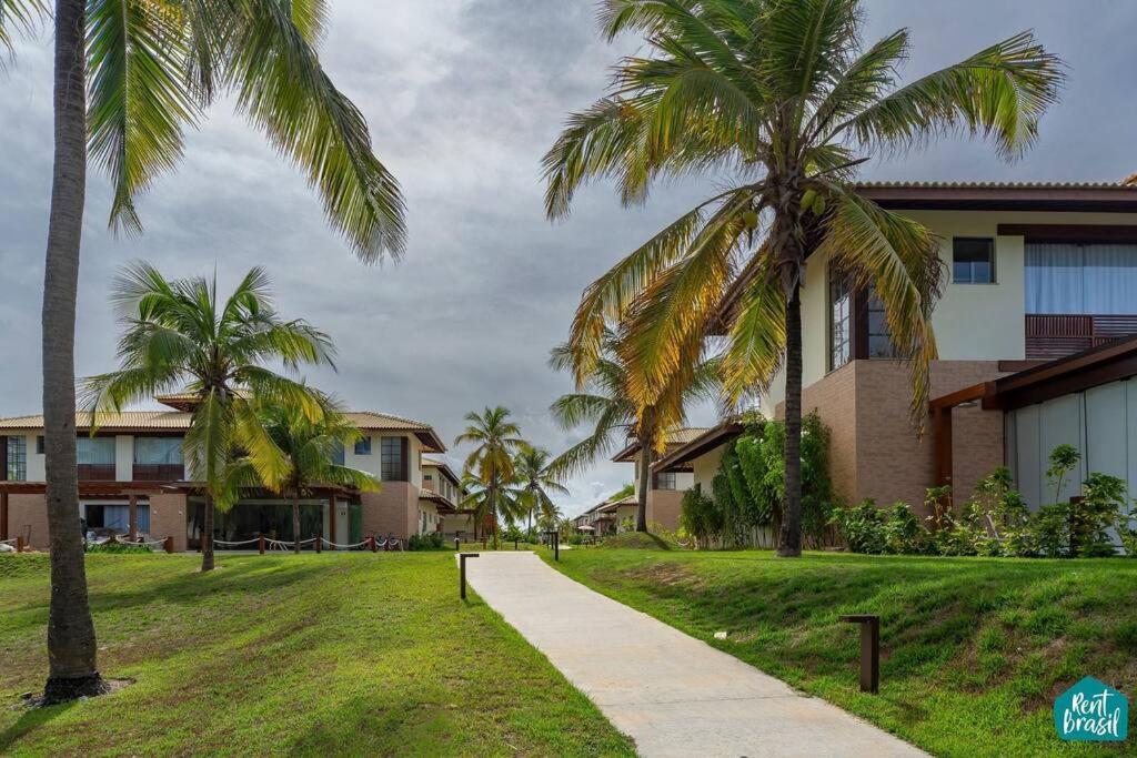 Modern and Sophisticated Bungalow in Imbassaí