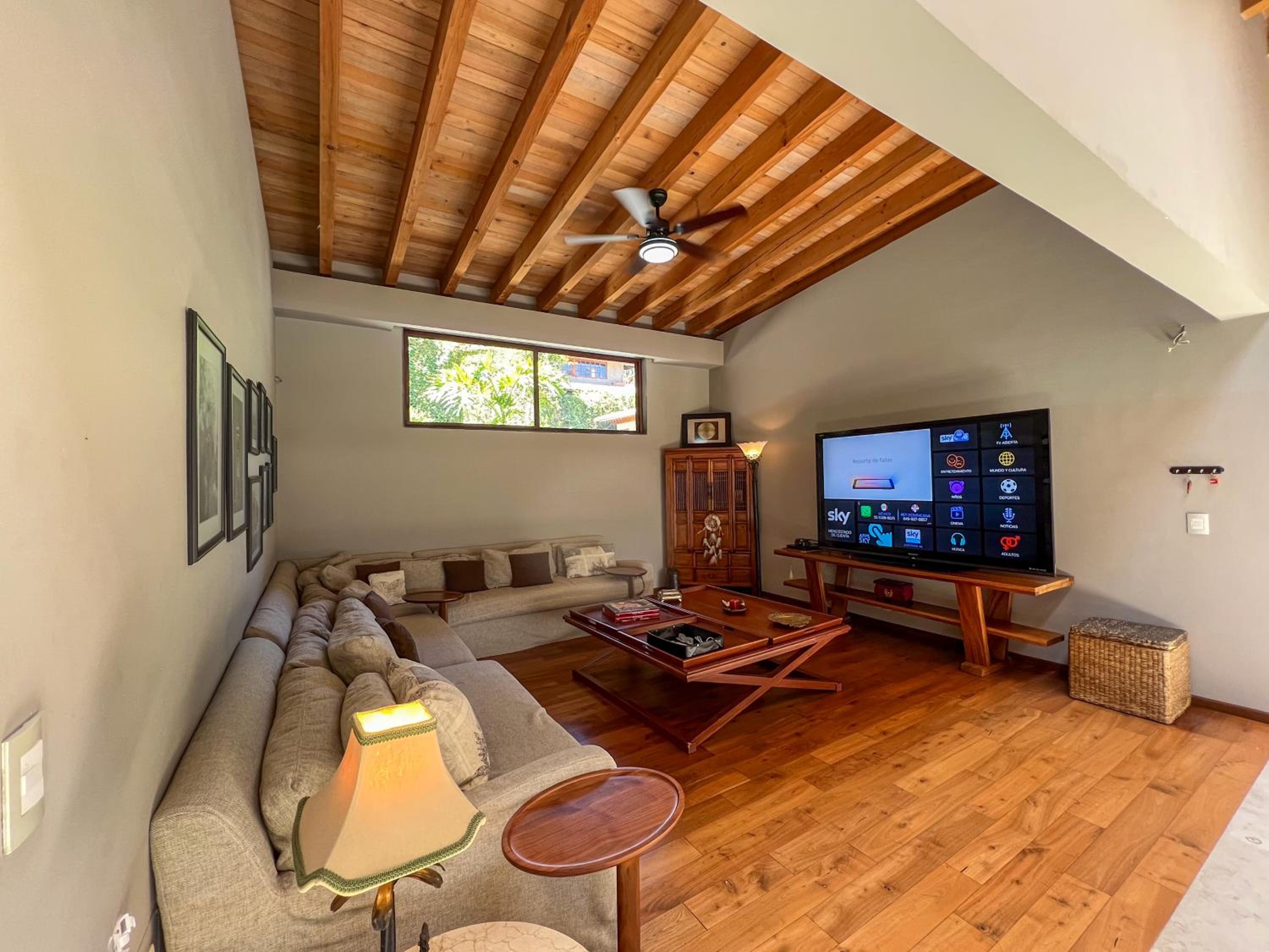 Vista al Nevado: Exceptional Home in Avandaro