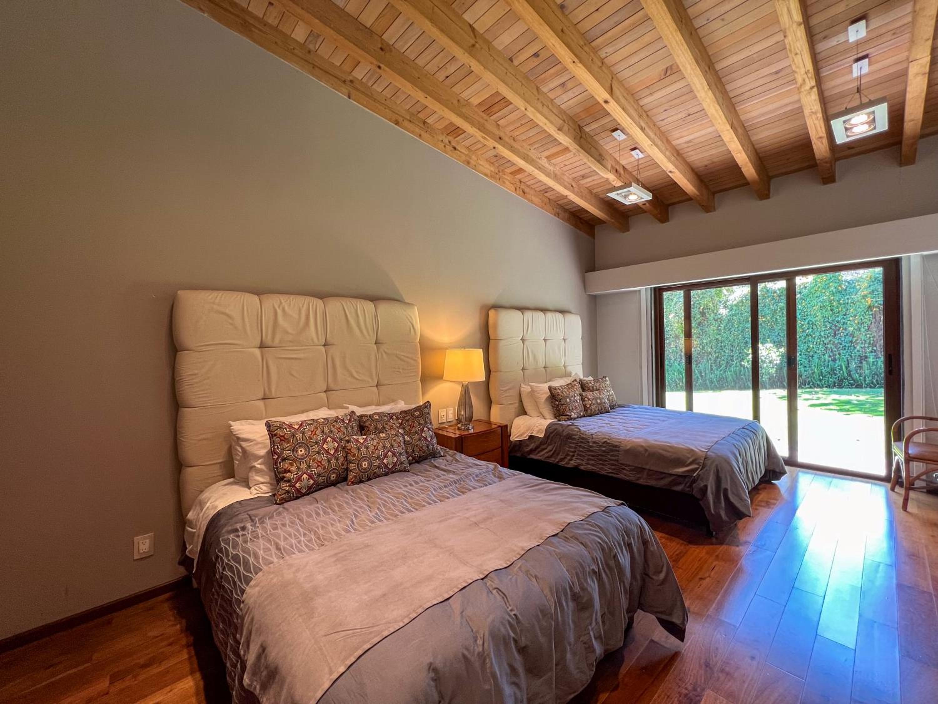 Vista al Nevado: Exceptional Home in Avandaro