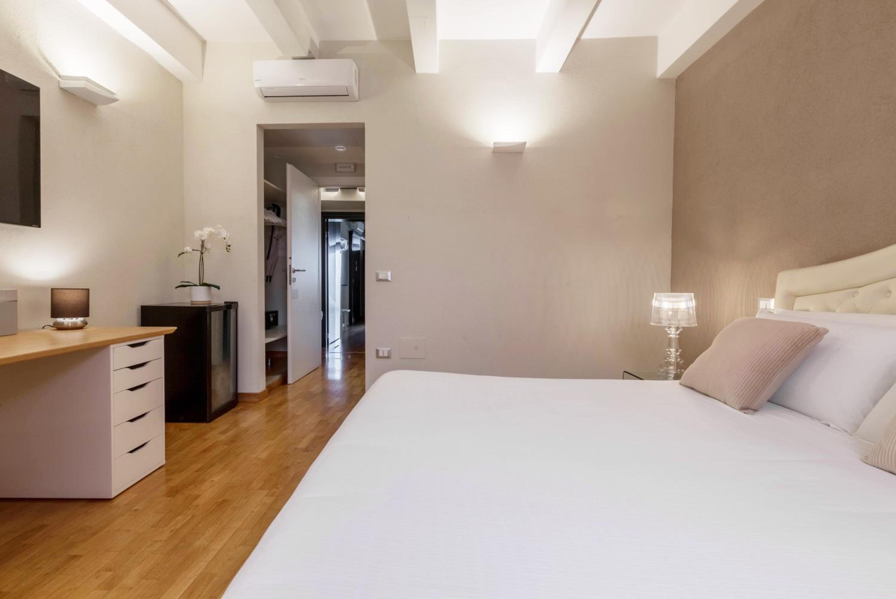 Martini Castello Boutique Rooms