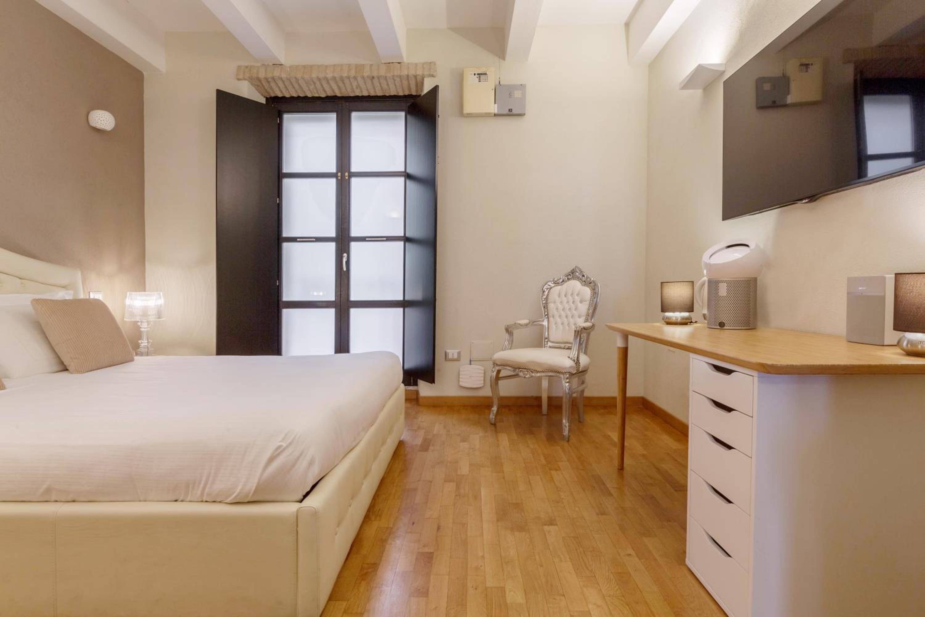 Martini Castello Boutique Rooms