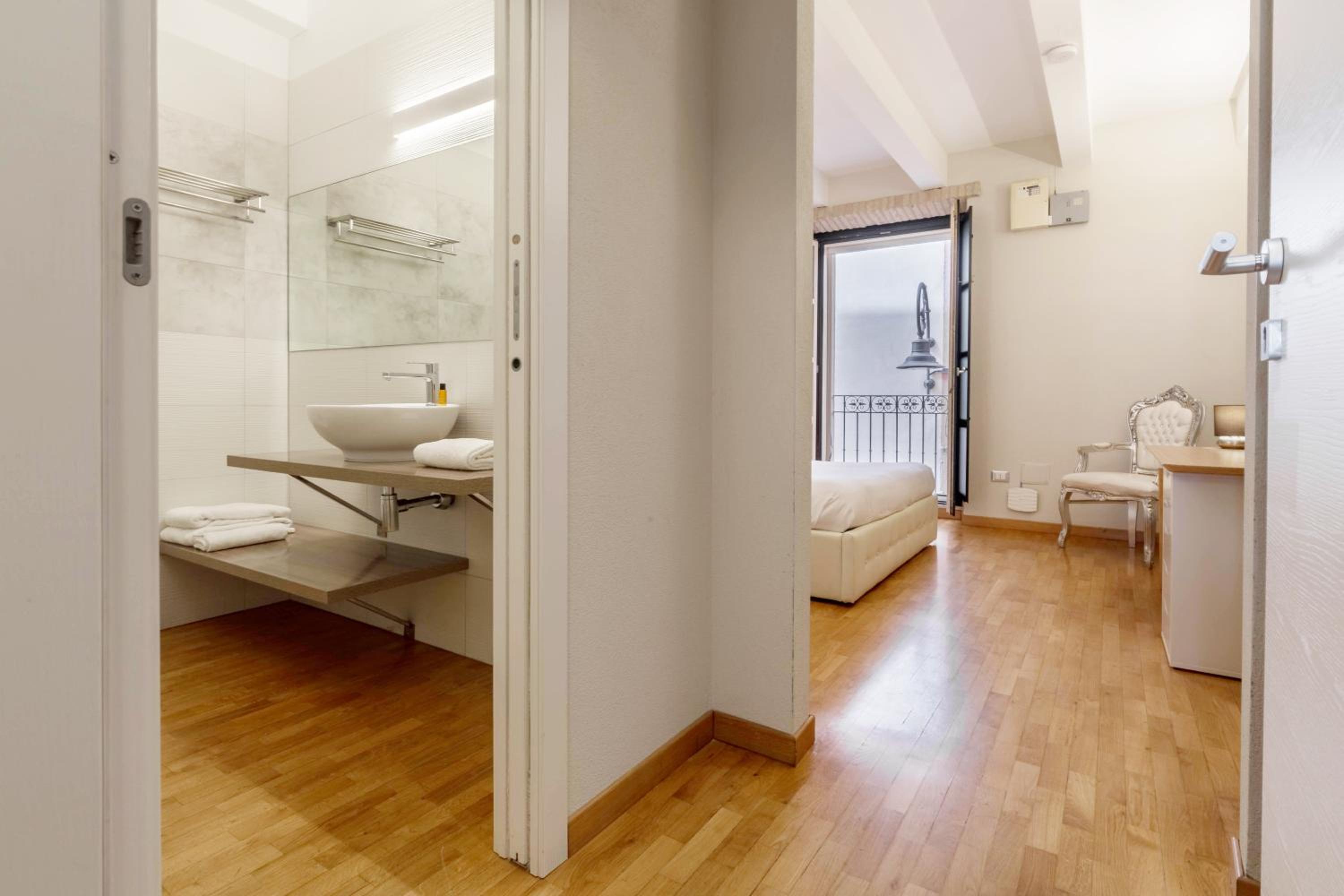 Martini Castello Boutique Rooms
