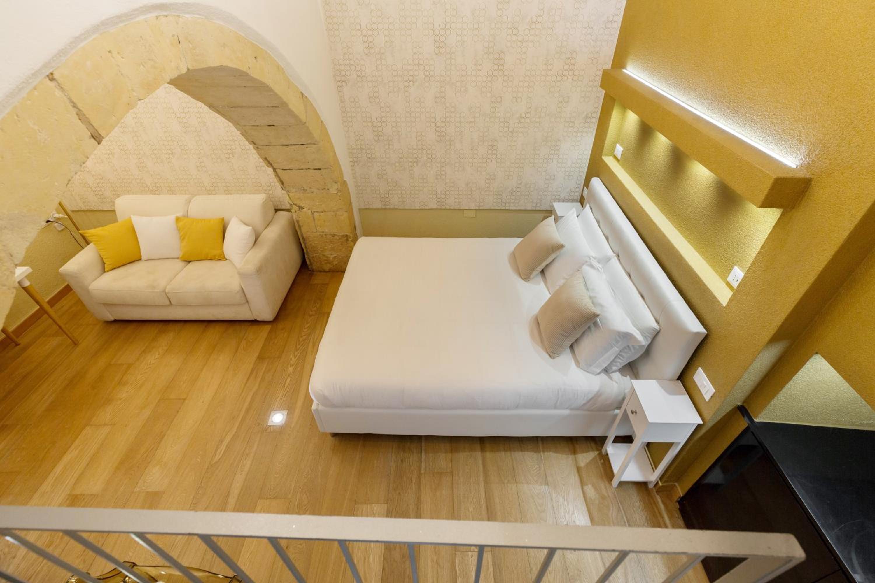 Martini Castello Boutique Rooms