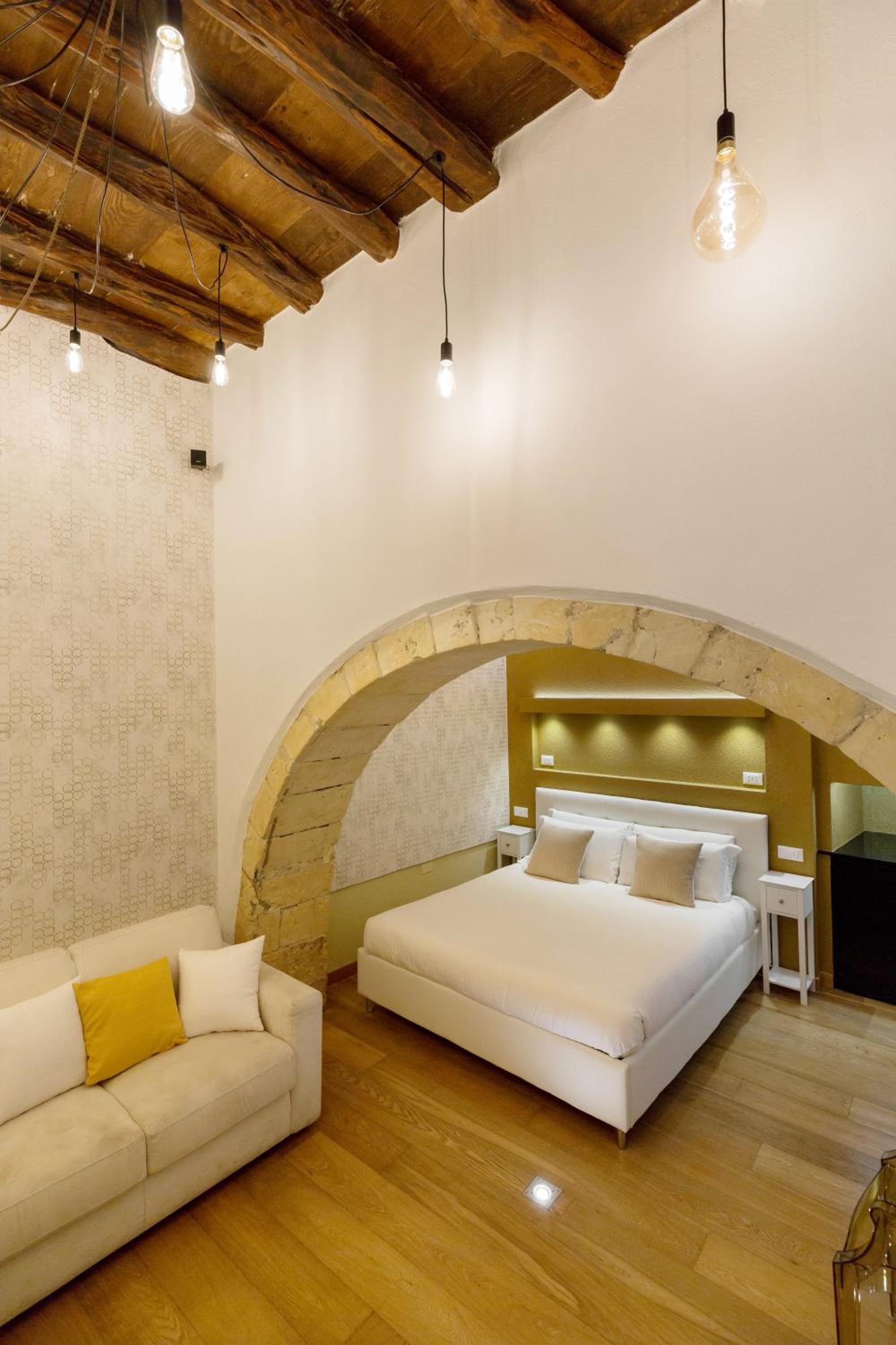 Martini Castello Boutique Rooms