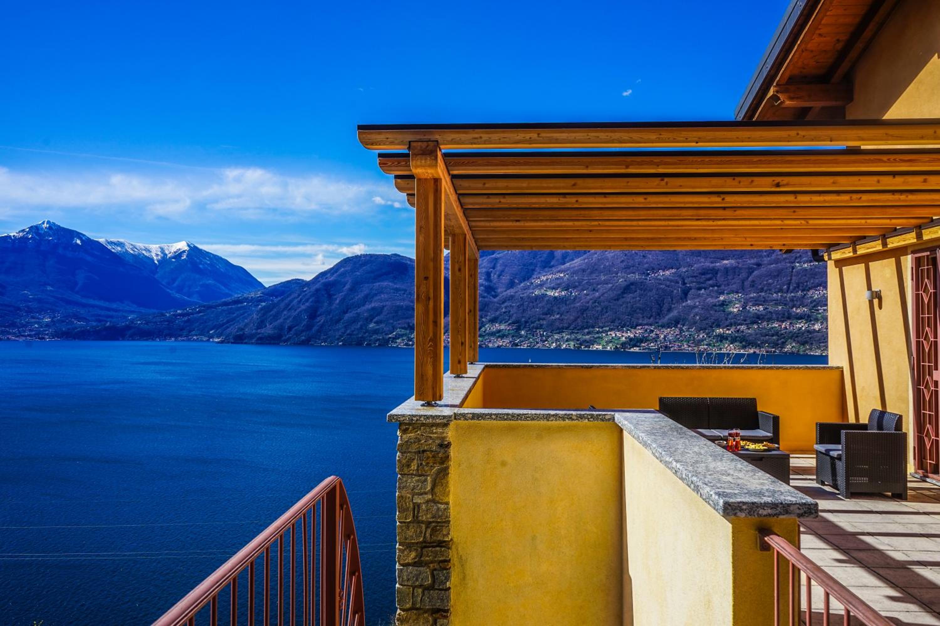 Lake Como: Bellavista apartment view 2