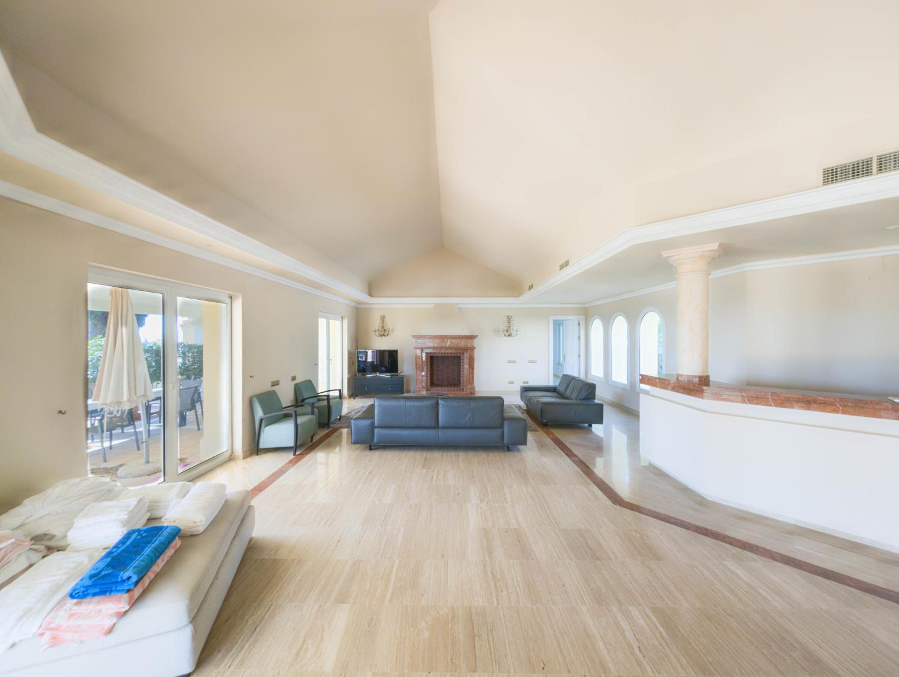 Seaviews Villa in El Paraiso