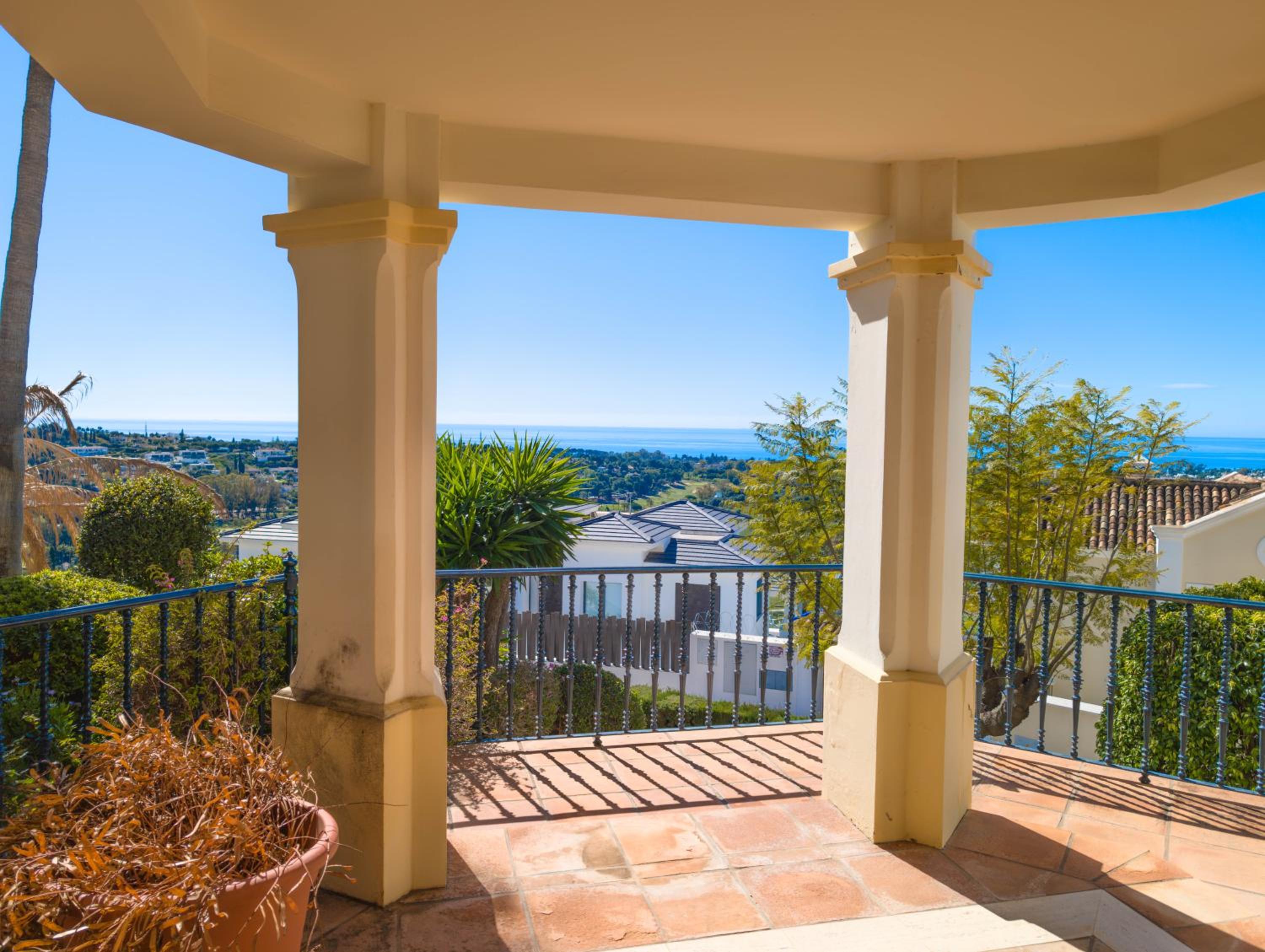 Seaviews Villa in El Paraiso