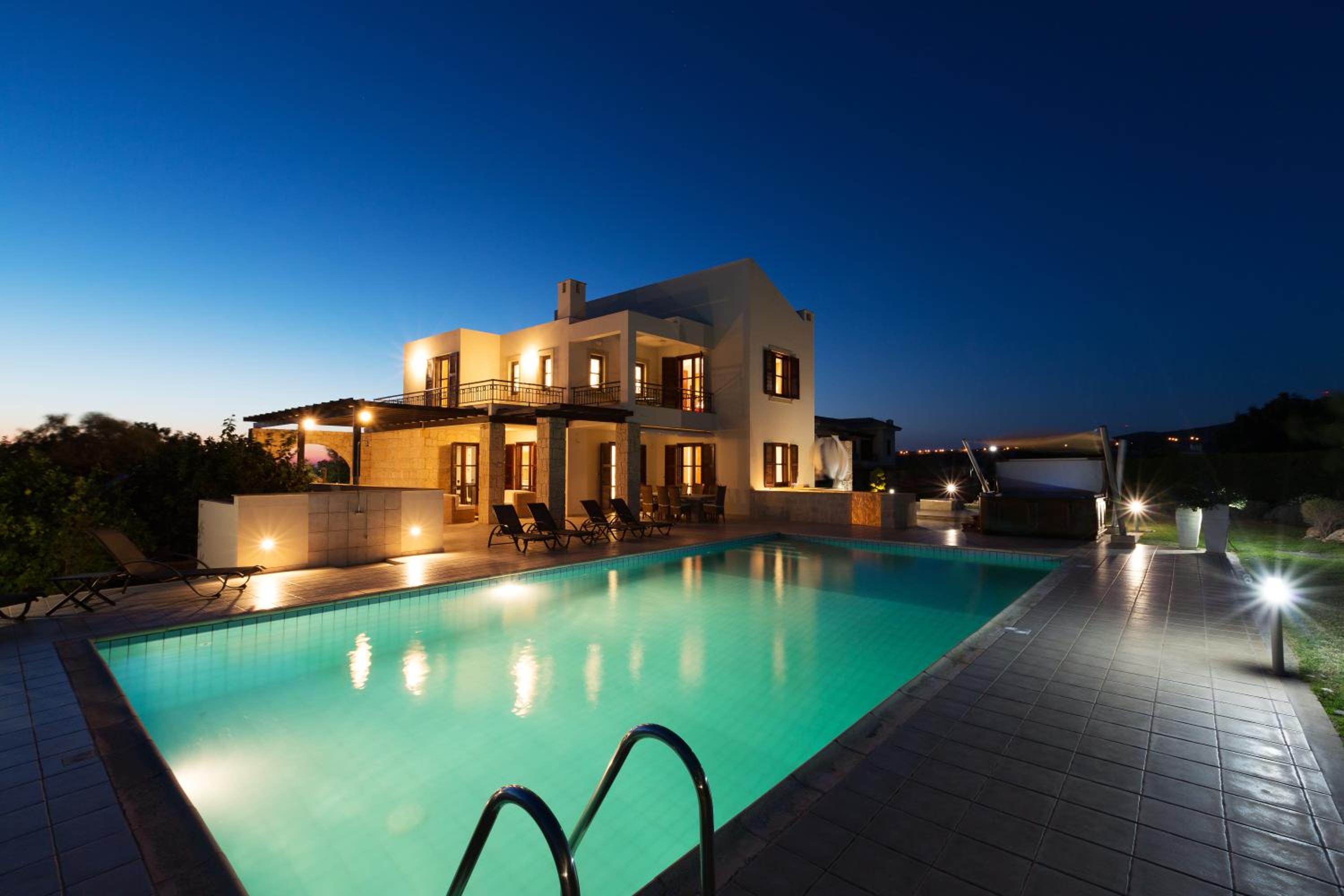 5 bedroom Villa Poseidon with private pool, Aphrodite Hills Resort