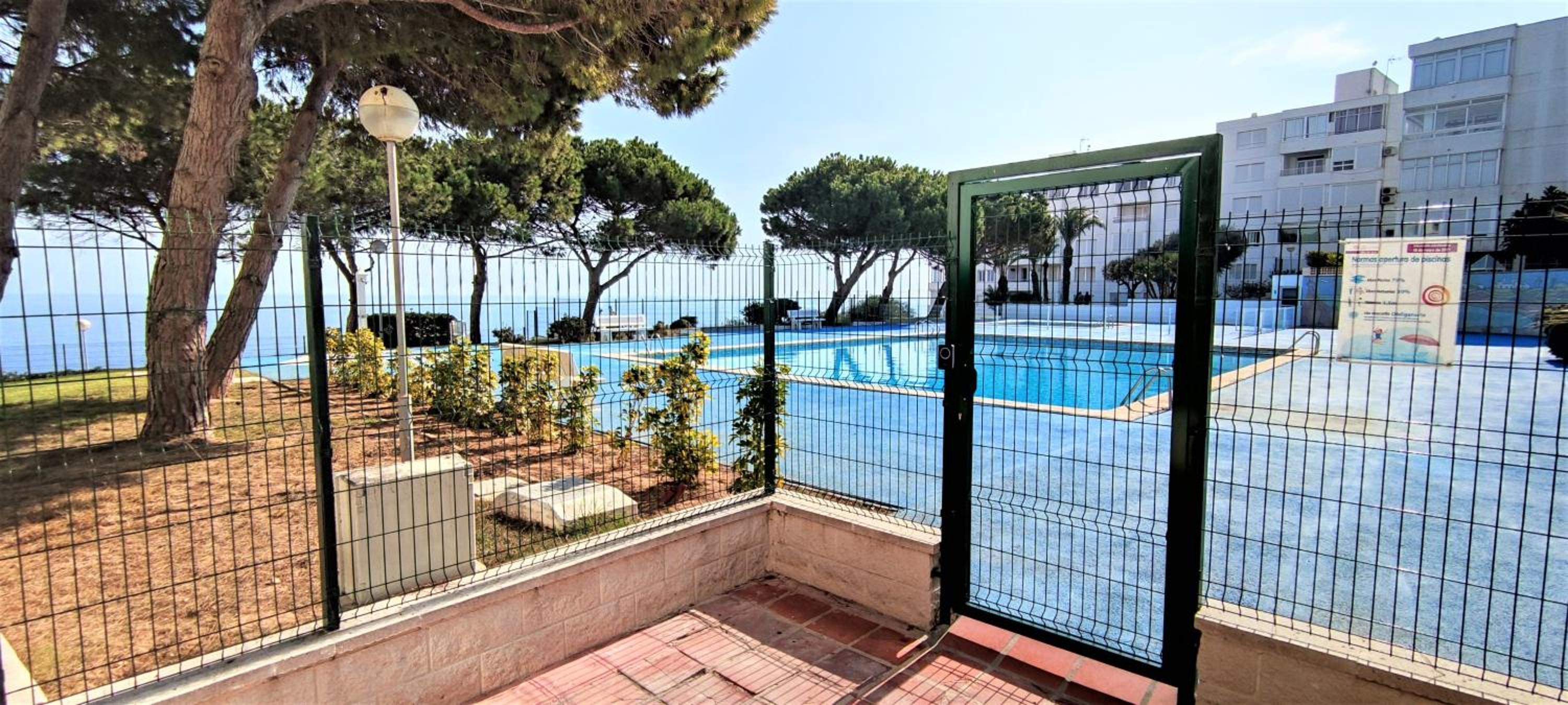 Stylish Seaview Apartment