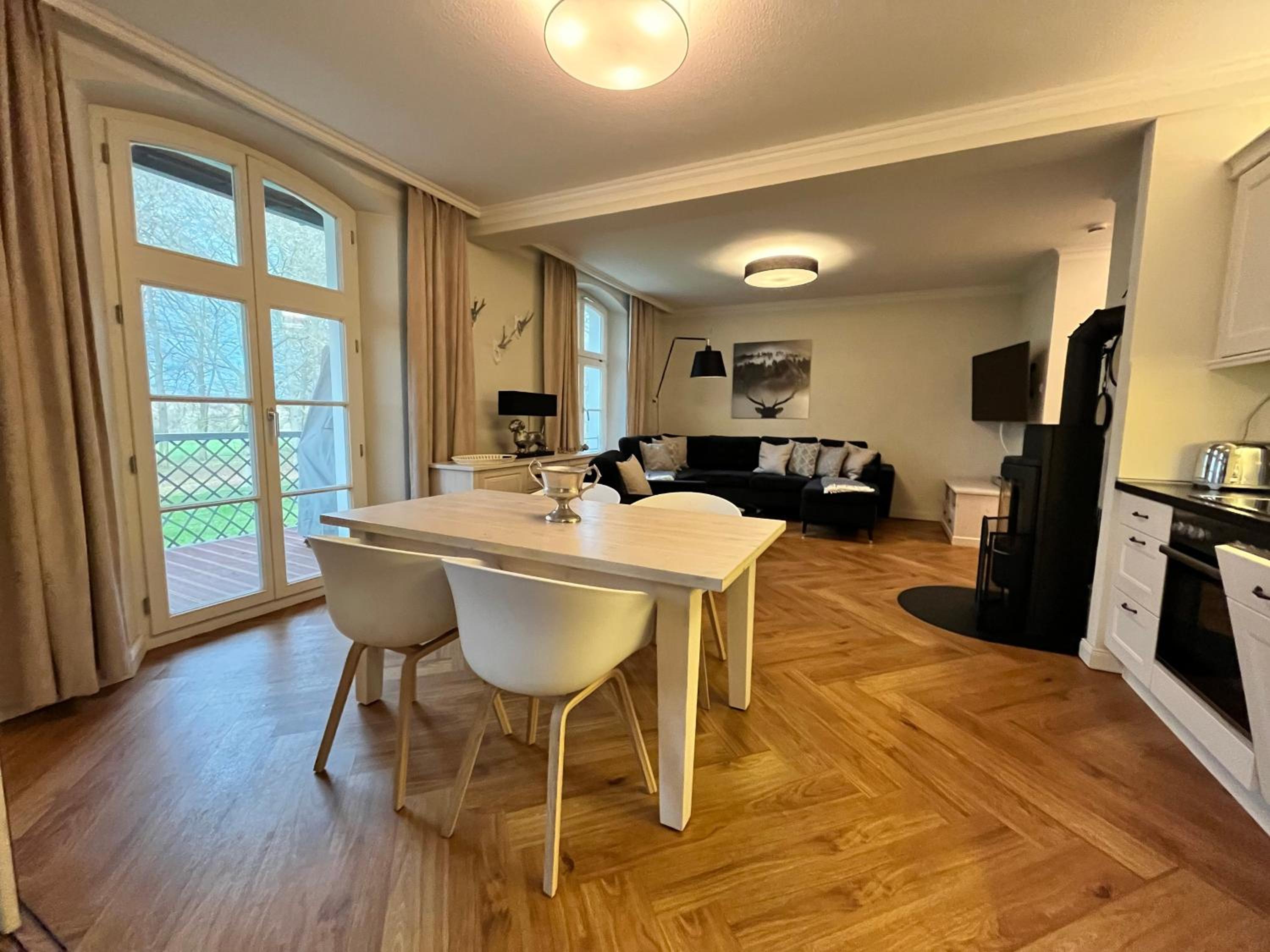 Jagdschloss Suite - premium castle hideway