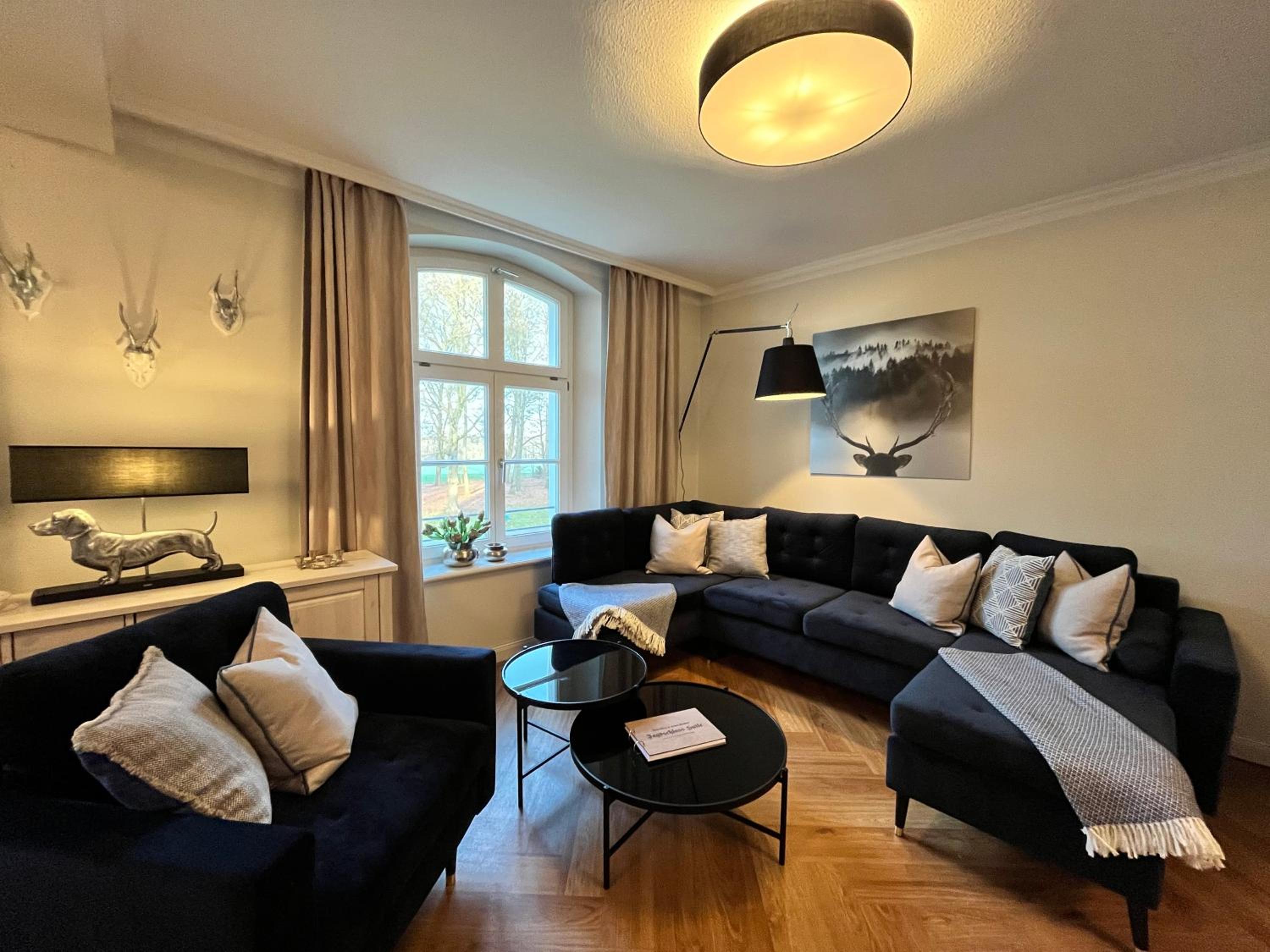 Jagdschloss Suite - premium castle hideway