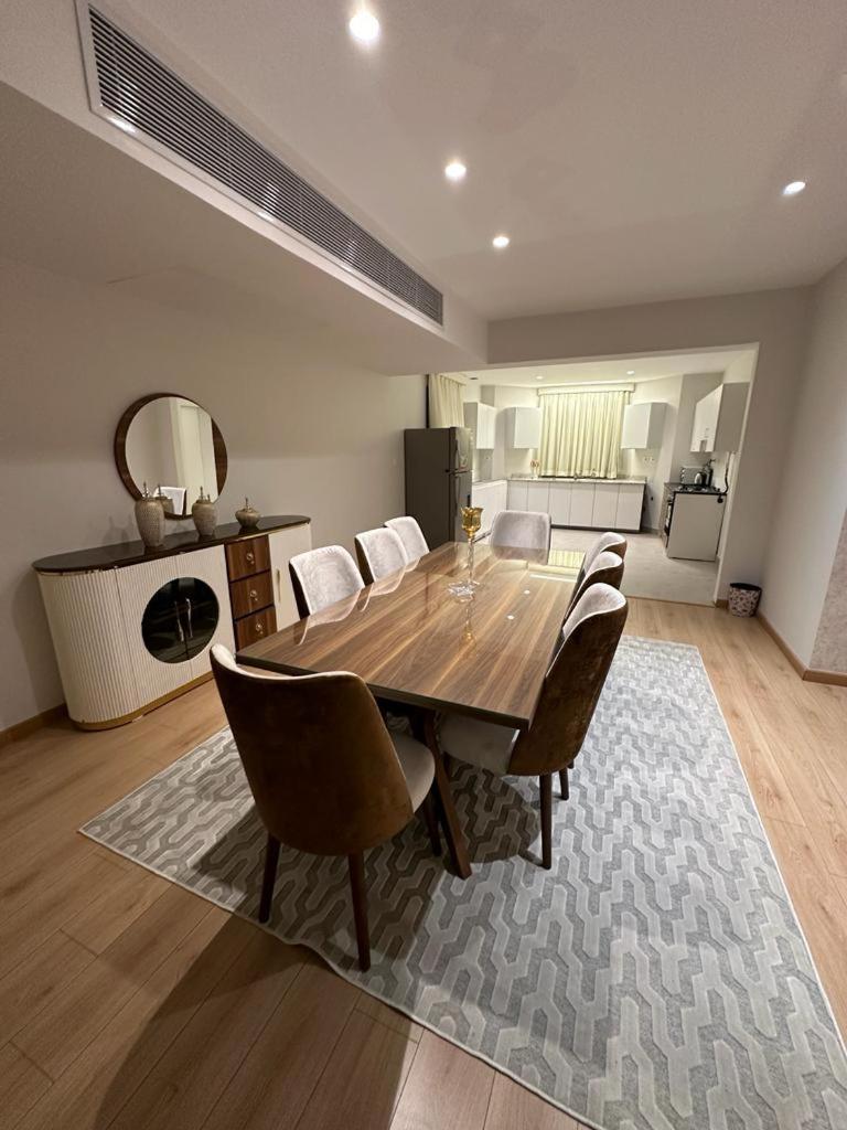 Luxurious furnished Villa for rent in Beverly Hills-Sheikh Zayed