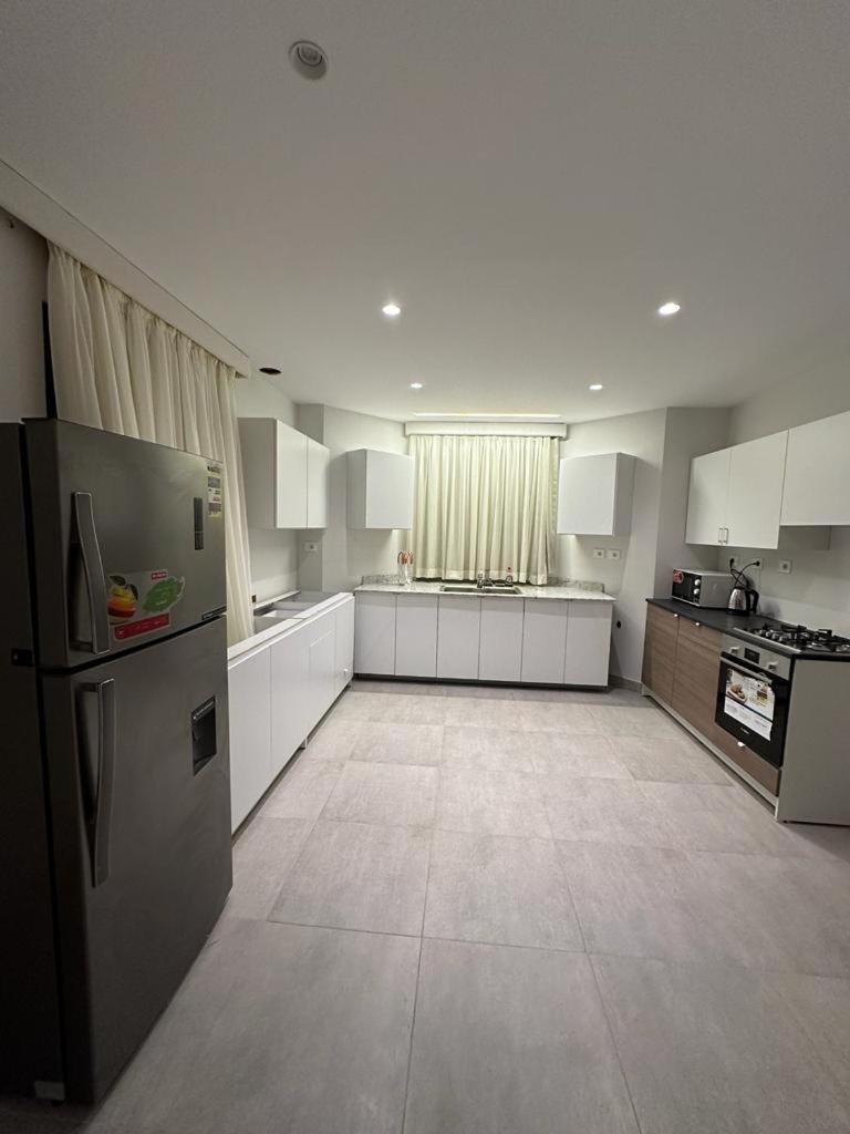 Luxurious furnished Villa for rent in Beverly Hills-Sheikh Zayed