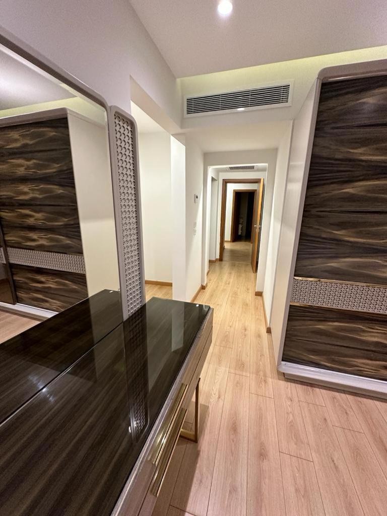 Luxurious furnished Villa for rent in Beverly Hills-Sheikh Zayed