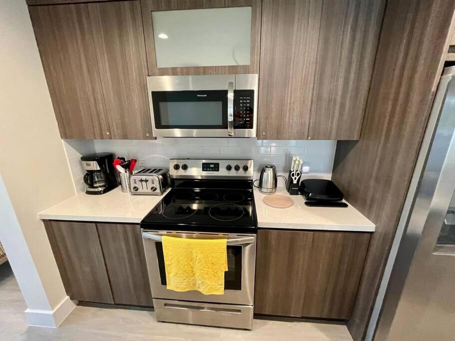 *Free Parking* Cozy Apartment