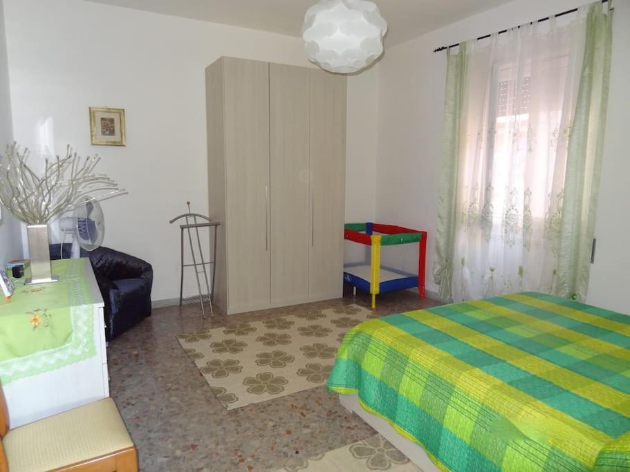 Private flat in Ostia Antica view 2