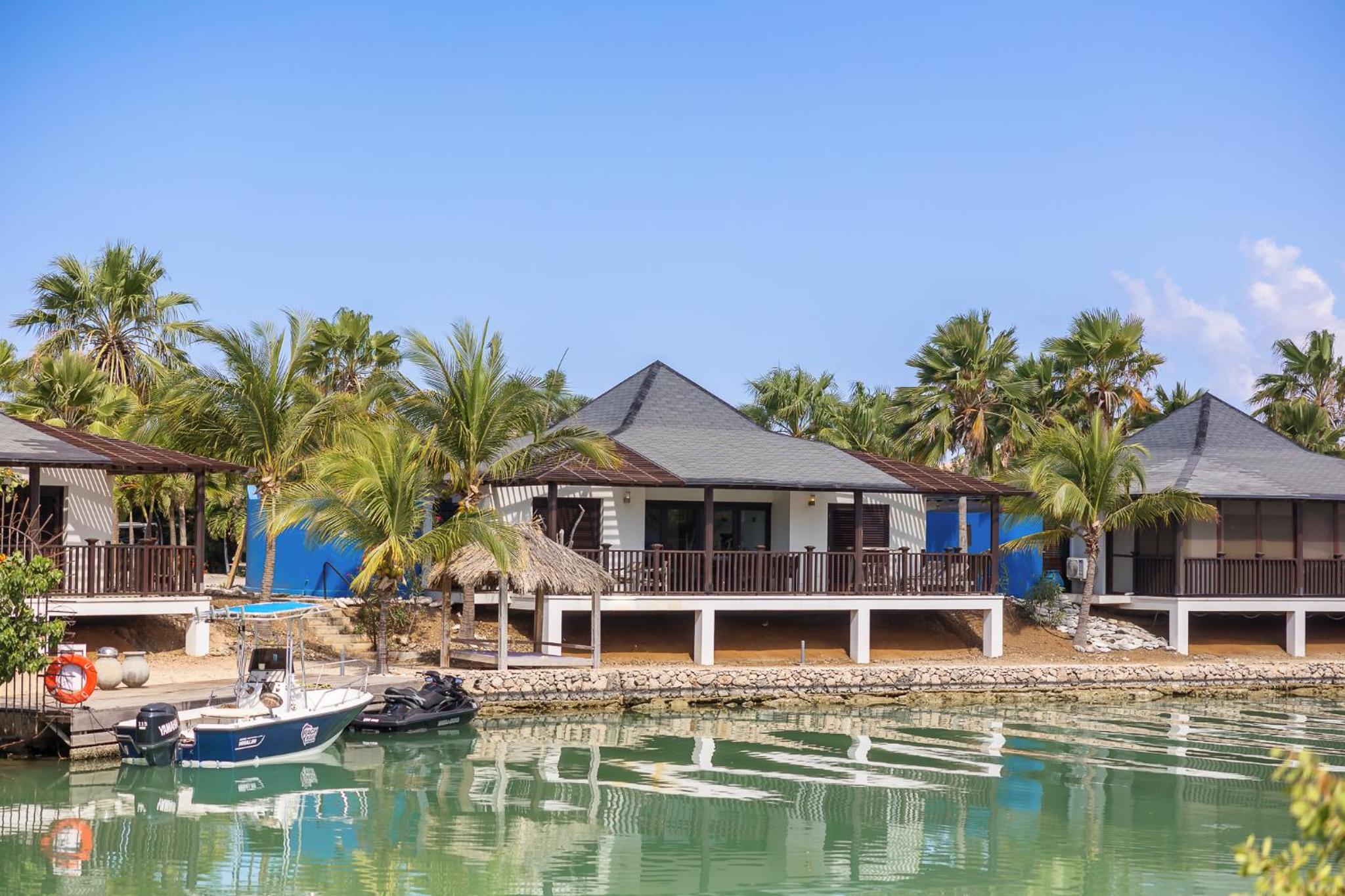Watervilla Blou Bonaire - Waterlands Village