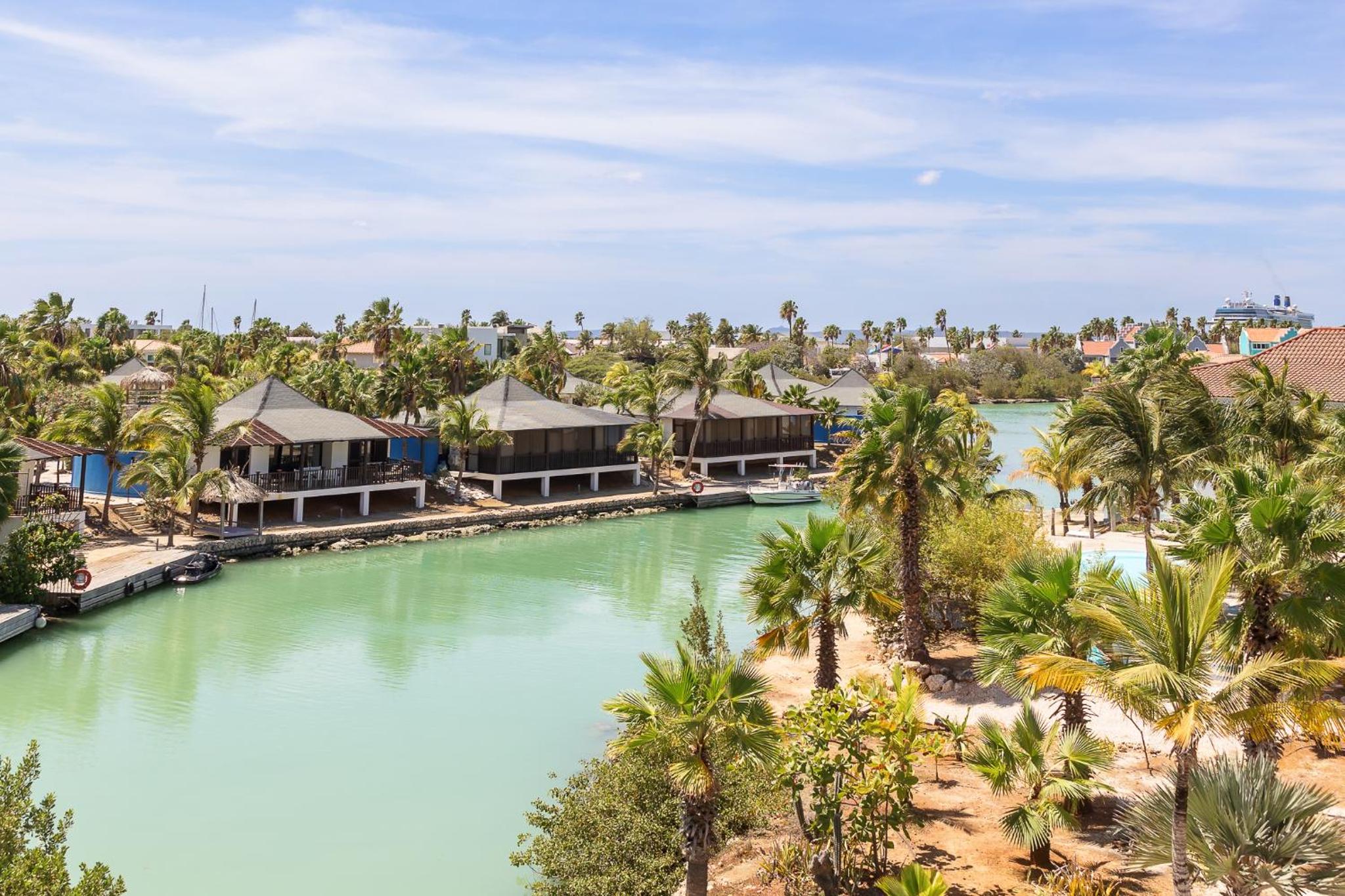 Watervilla Blou Bonaire - Waterlands Village