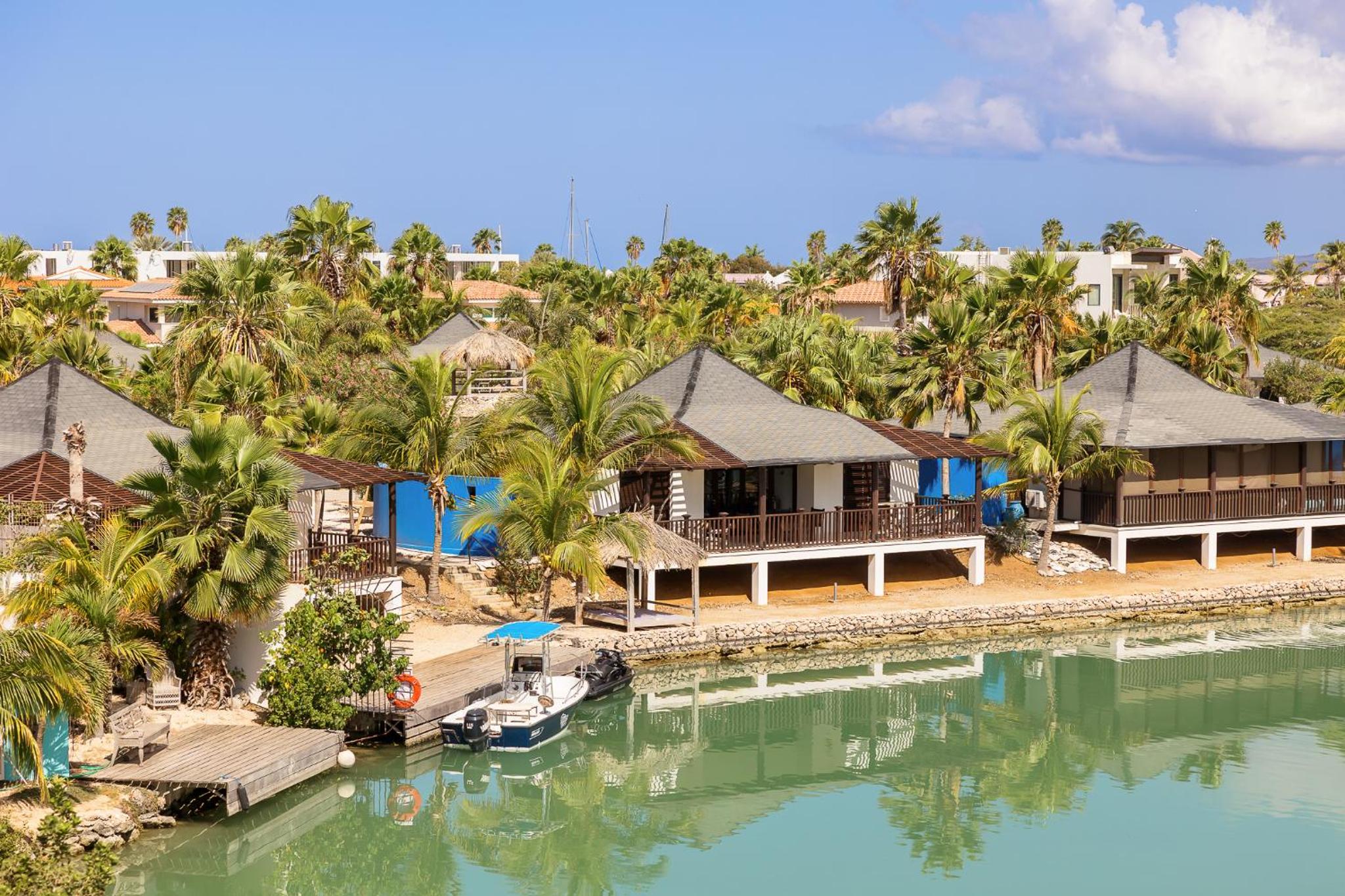 Watervilla Blou Bonaire - Waterlands Village