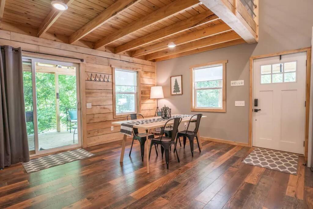 Nature's Nest - Woodsy Retreat w/ Renovated Deck & Hot Tub view 3