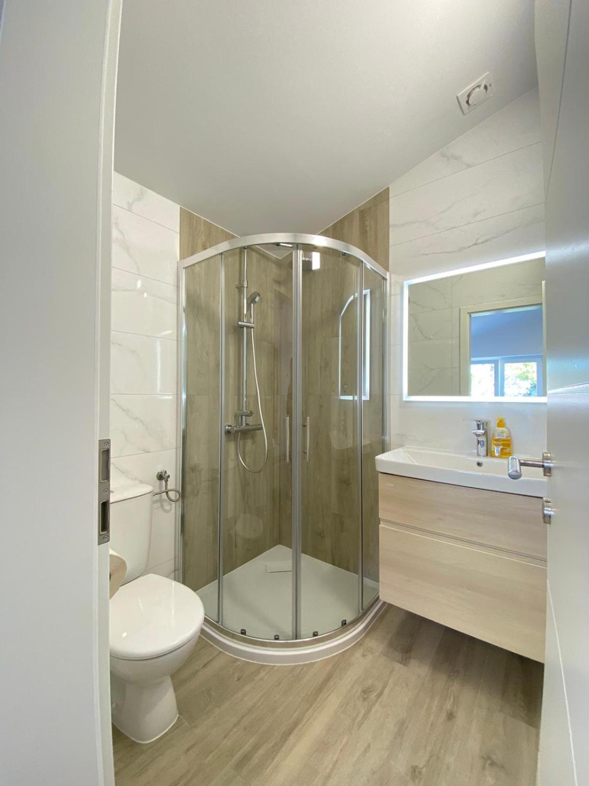 Apartments Puntica 5 person Rab view 4