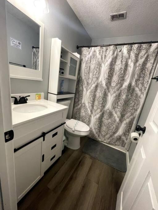Andros Home/close to Disney
