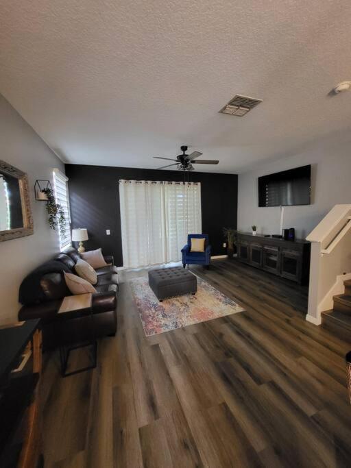 Andros Home/close to Disney