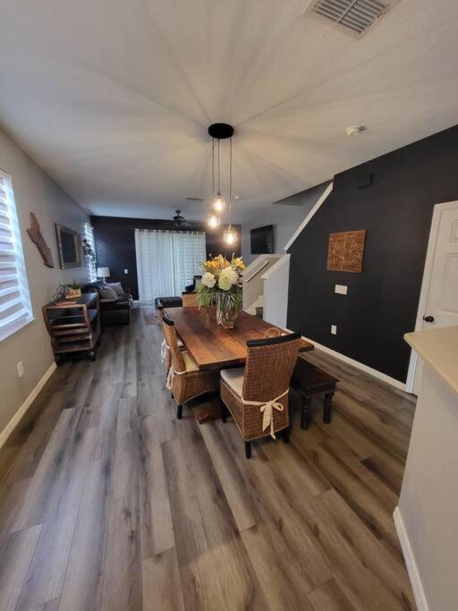 Andros Home/close to Disney
