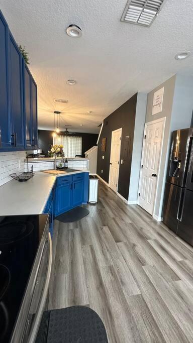 Andros Home/close to Disney