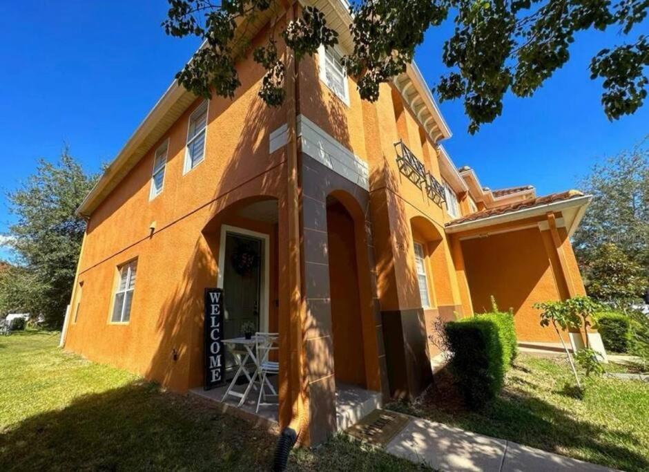 Andros Home/close to Disney