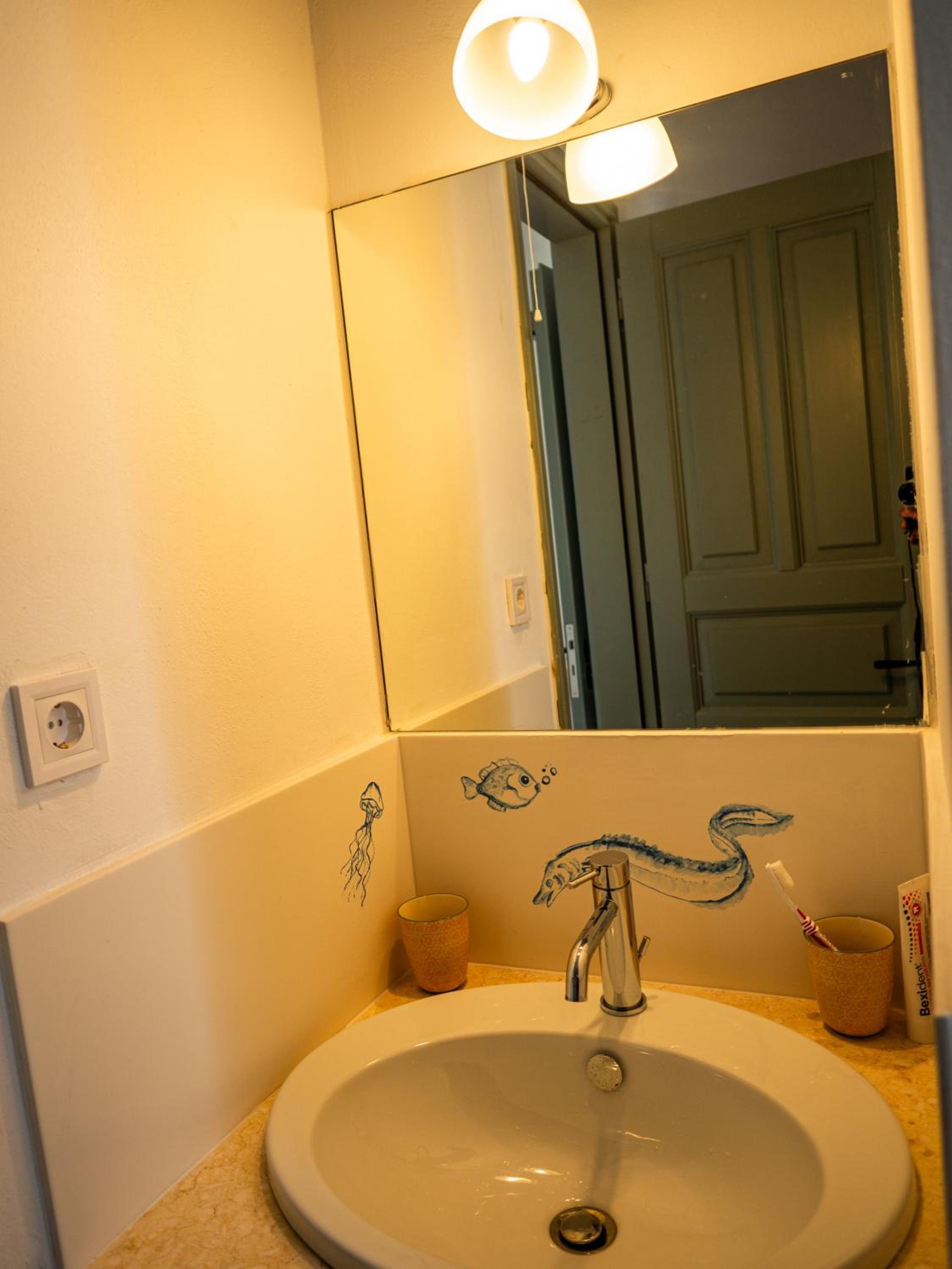 Photo 28