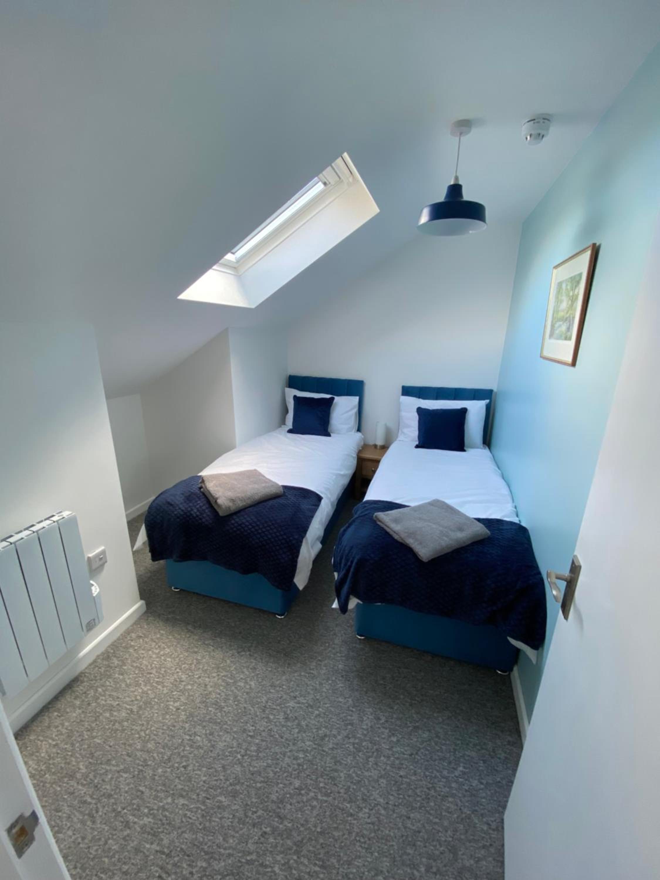 stylish and modern Spacious 2 bedroom apartment view 2