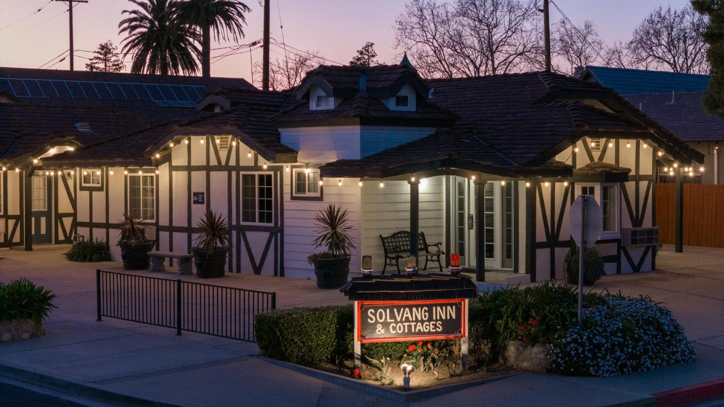 Hotel Solvang Inn & Cottages