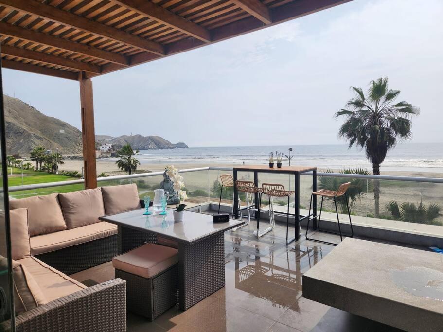 Bujama vista al mar