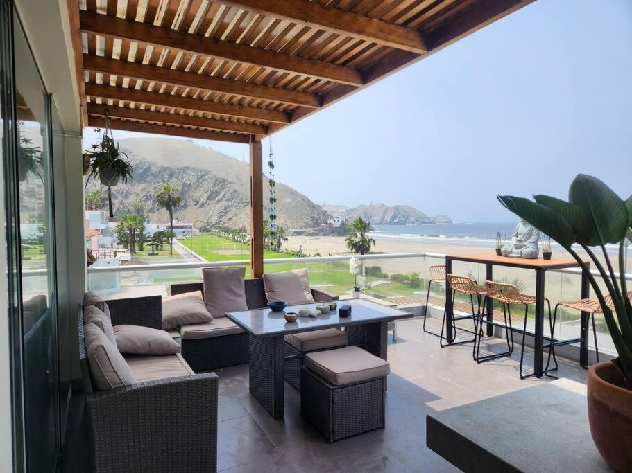 Bujama vista al mar