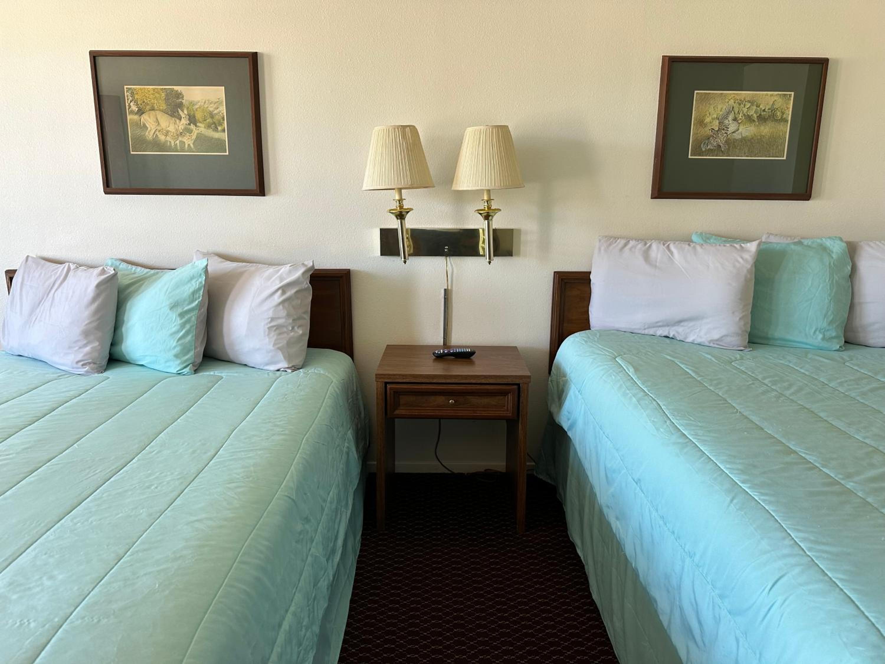 Windcrest Inn and Suites
