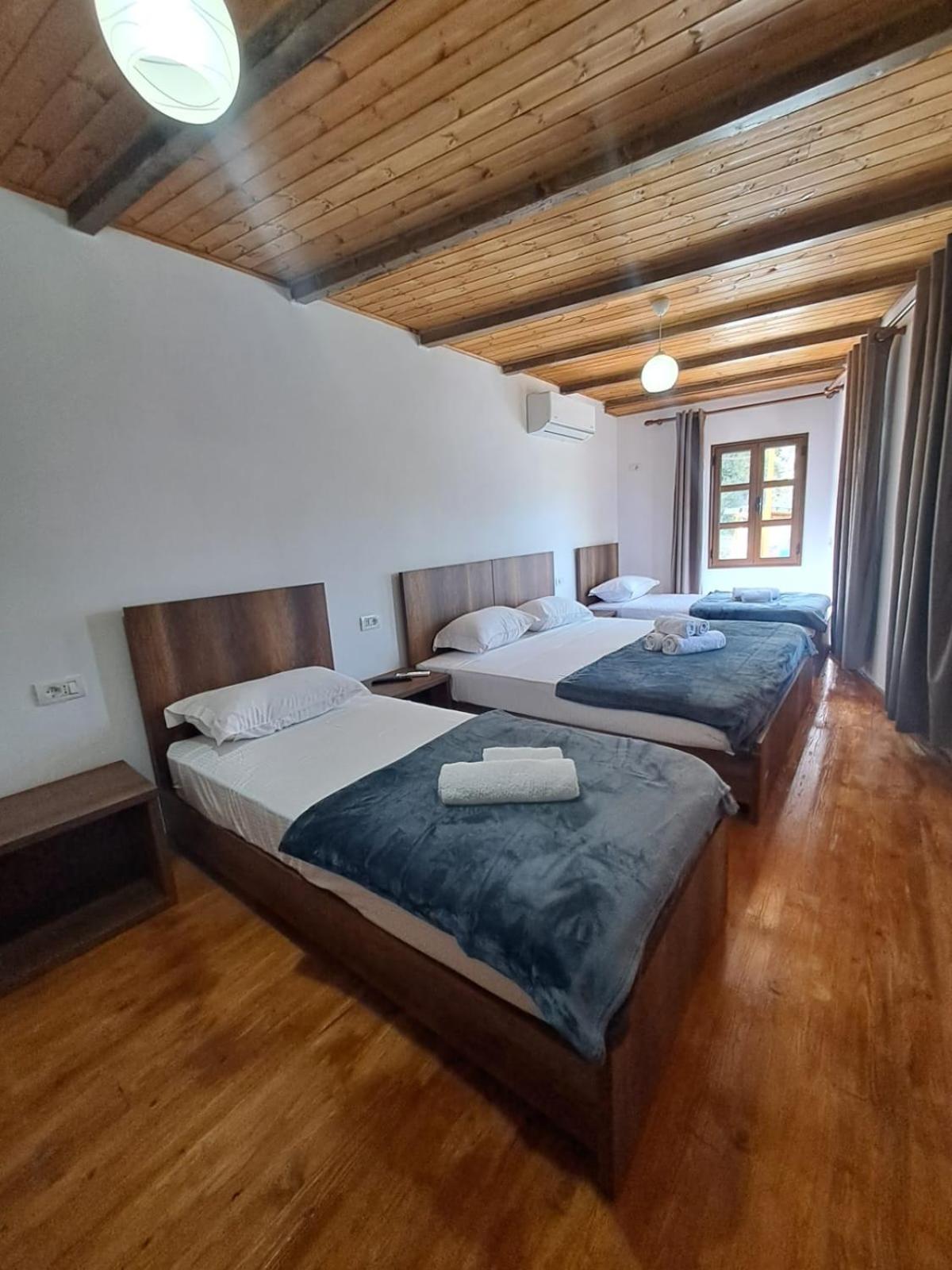 Hotel Demaj