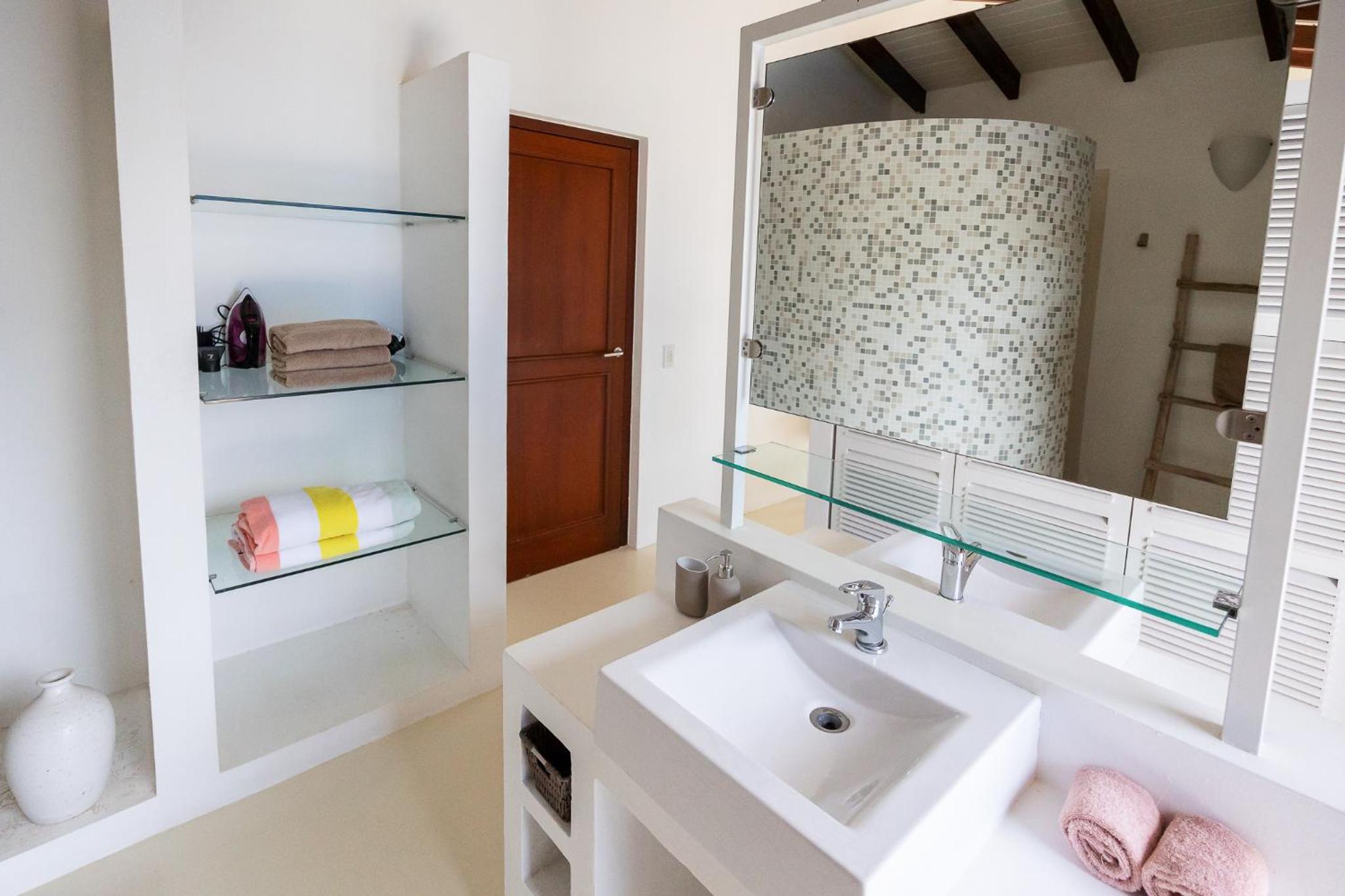 Watervilla Blou Bonaire - Waterlands Village